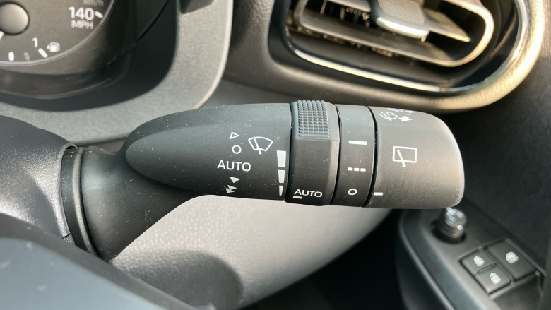 Toyota Yaris 1.5 Hybrid Icon 5dr CVT Hybrid Hatchback